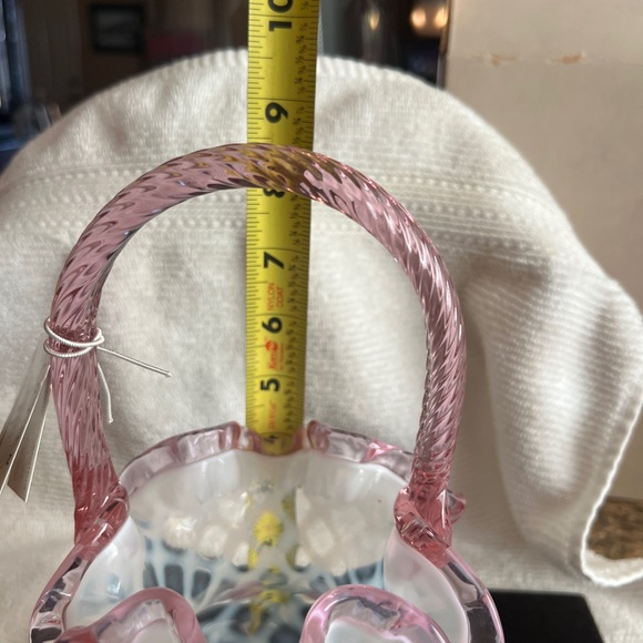 Fenton Art Glass 1995 Lynn Fenton Signature Series Hand Painted Trellis Basket - Picture 9 of 13